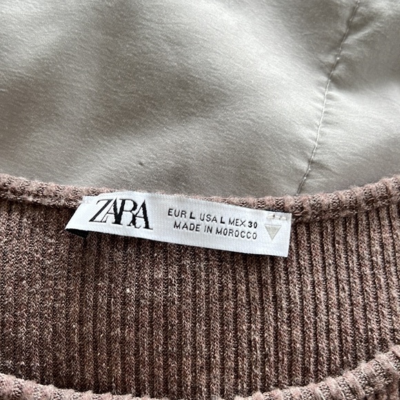 Zara padded shoulder knit top - Picture 2 of 4